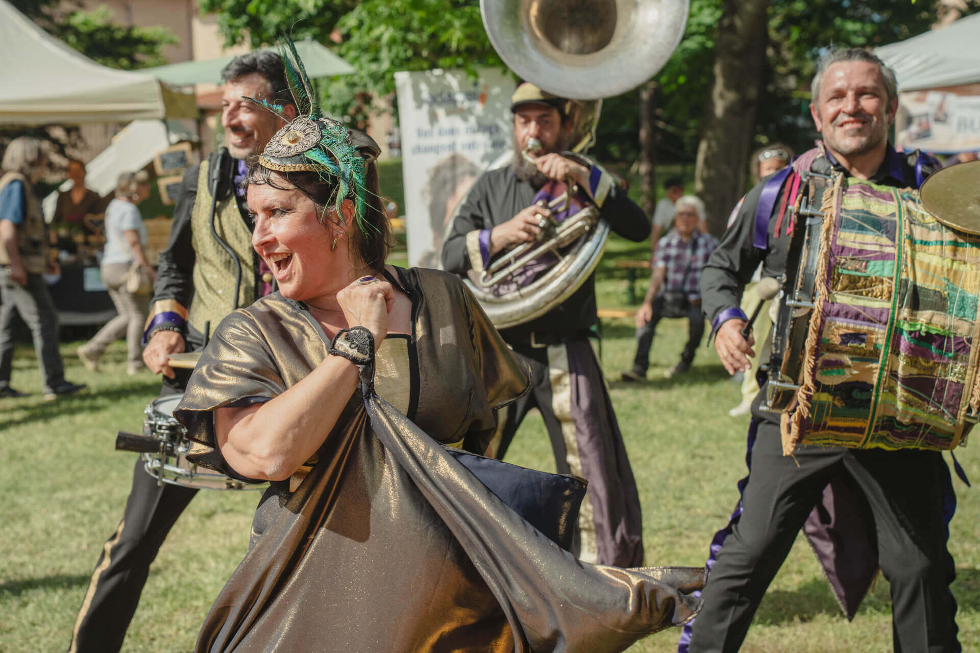 - | La Compagnie Bémol