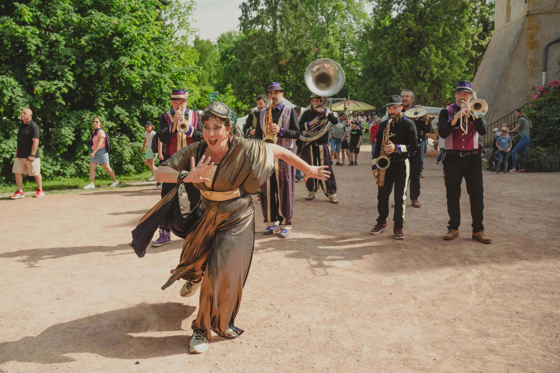 - | La Compagnie Bémol