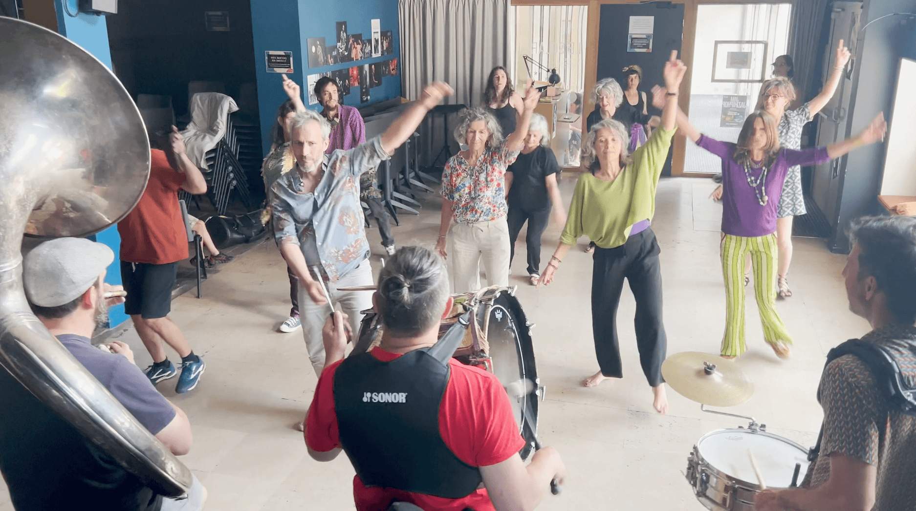 - | La Compagnie Bémol