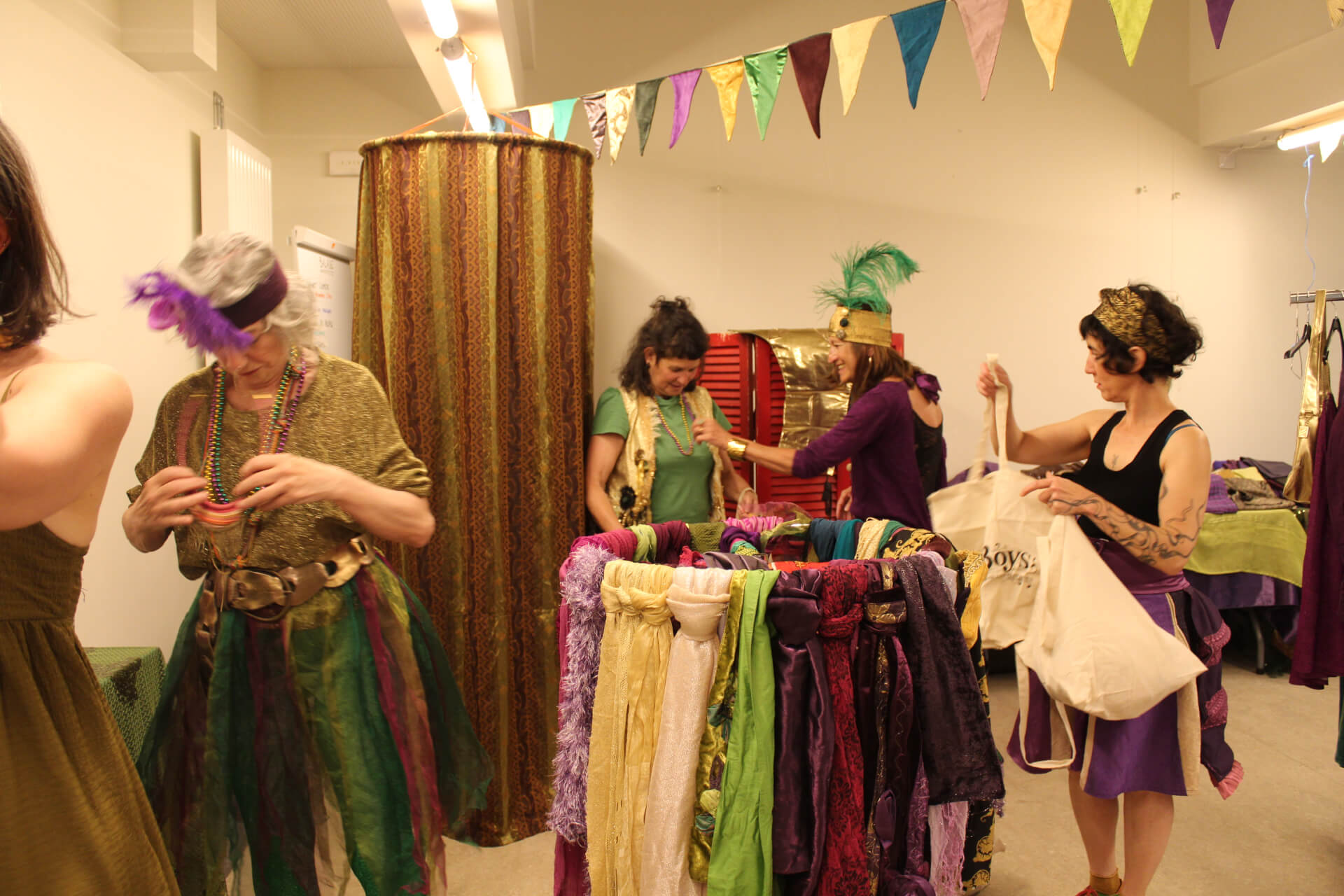 - | La Compagnie Bémol