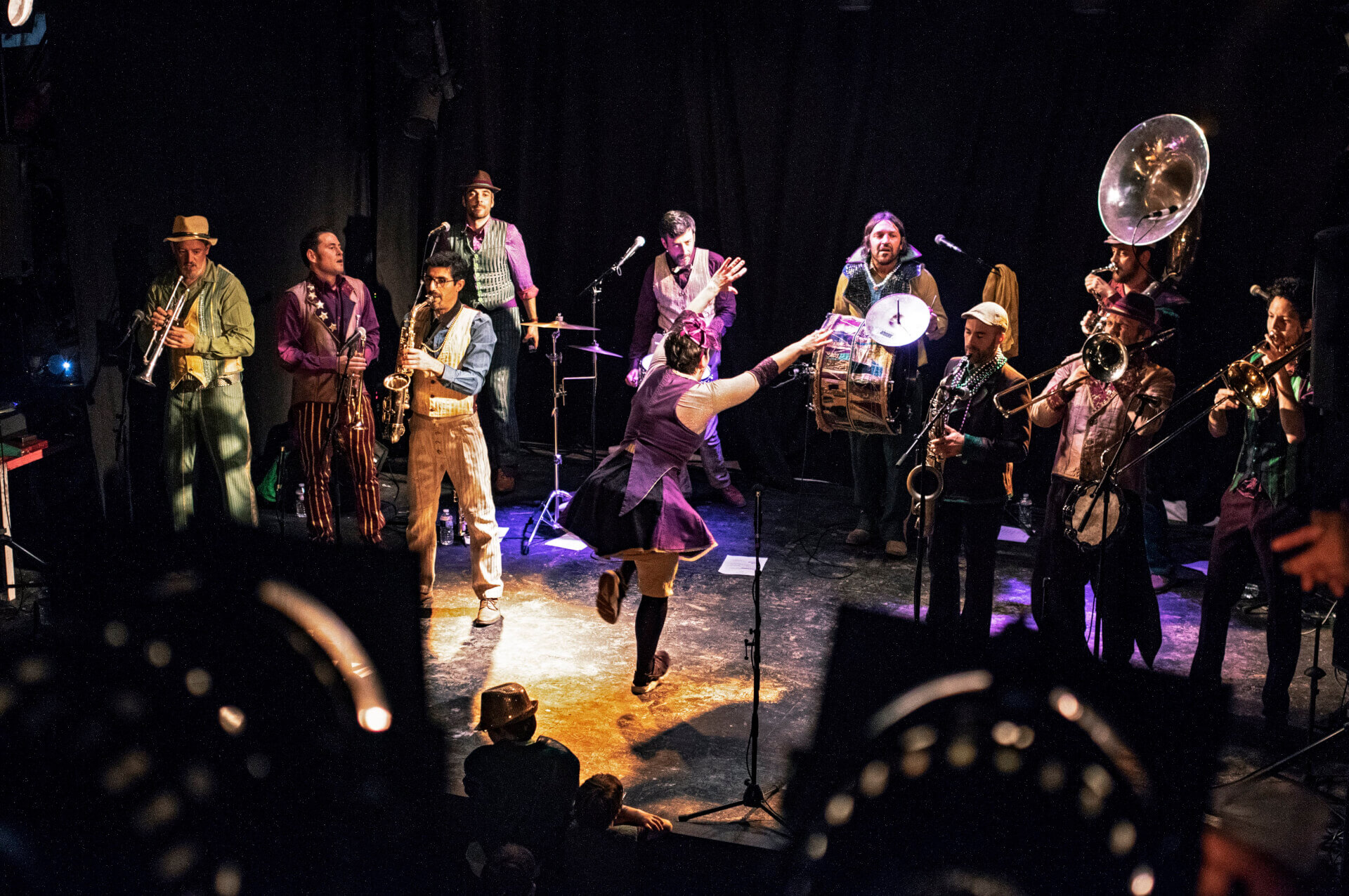 - | La Compagnie Bémol