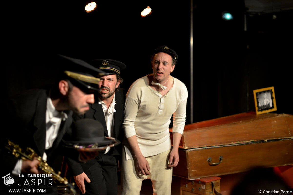 - | La Compagnie Bémol