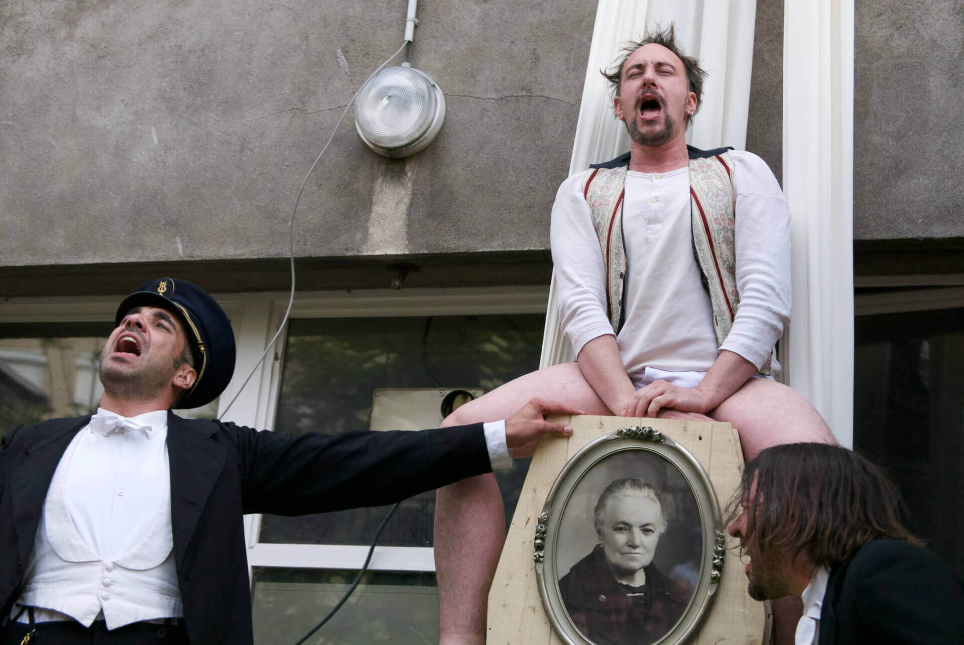 - | La Compagnie Bémol