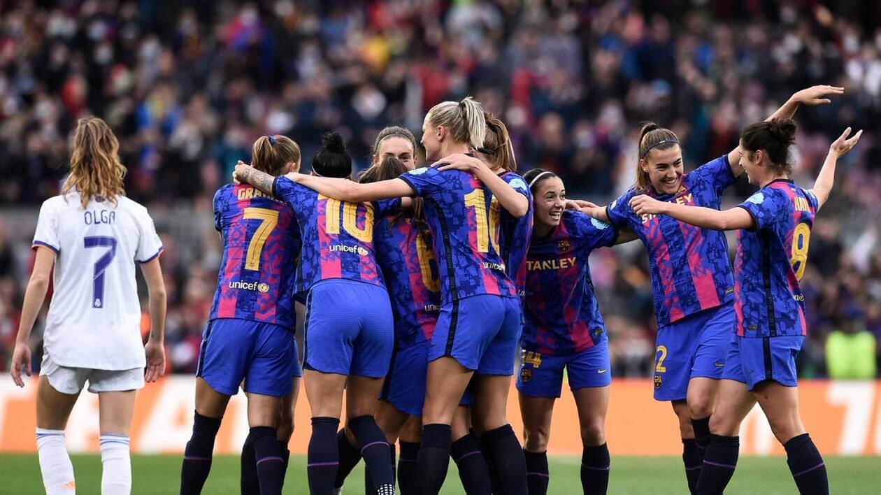 Match Foot Féminin - PFC Barcelone 100% femmes 🙋🏽 | Kabubu