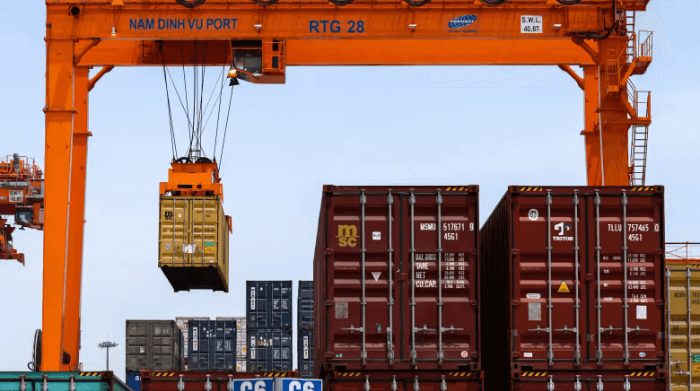 Việt Nam thành "sân sau" né thuế và thế "tiến thoái lưỡng nan" của Hà Nội | Vietnam Fraternité