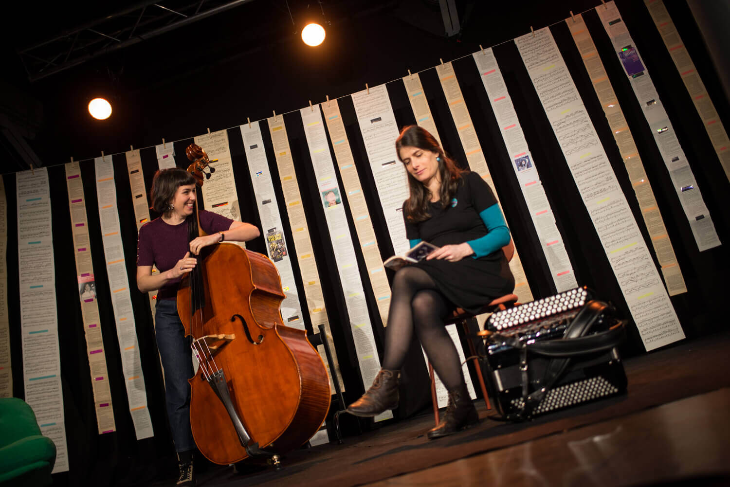 concert - lecture théâtrale - la suite de l histoire - contrebasse et accordéon | La Venelle