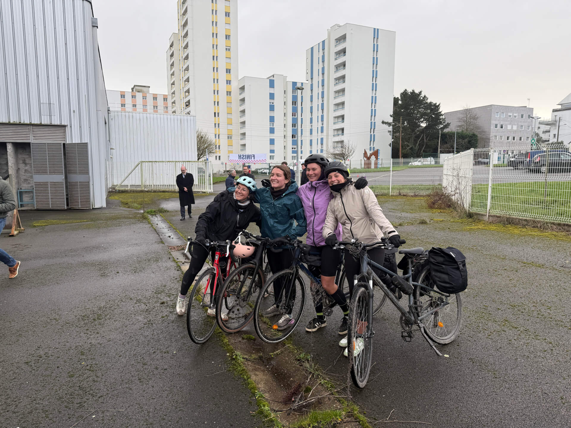 Arrivée des CHAM' AILES au campus | Handiflight