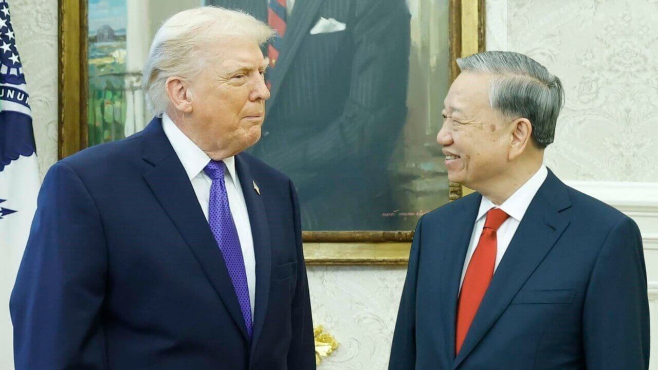 Vì sao Việt Nam không nộp 1 tỷ $ mà ông Trump khen ông Tô lên tận mây xanh?