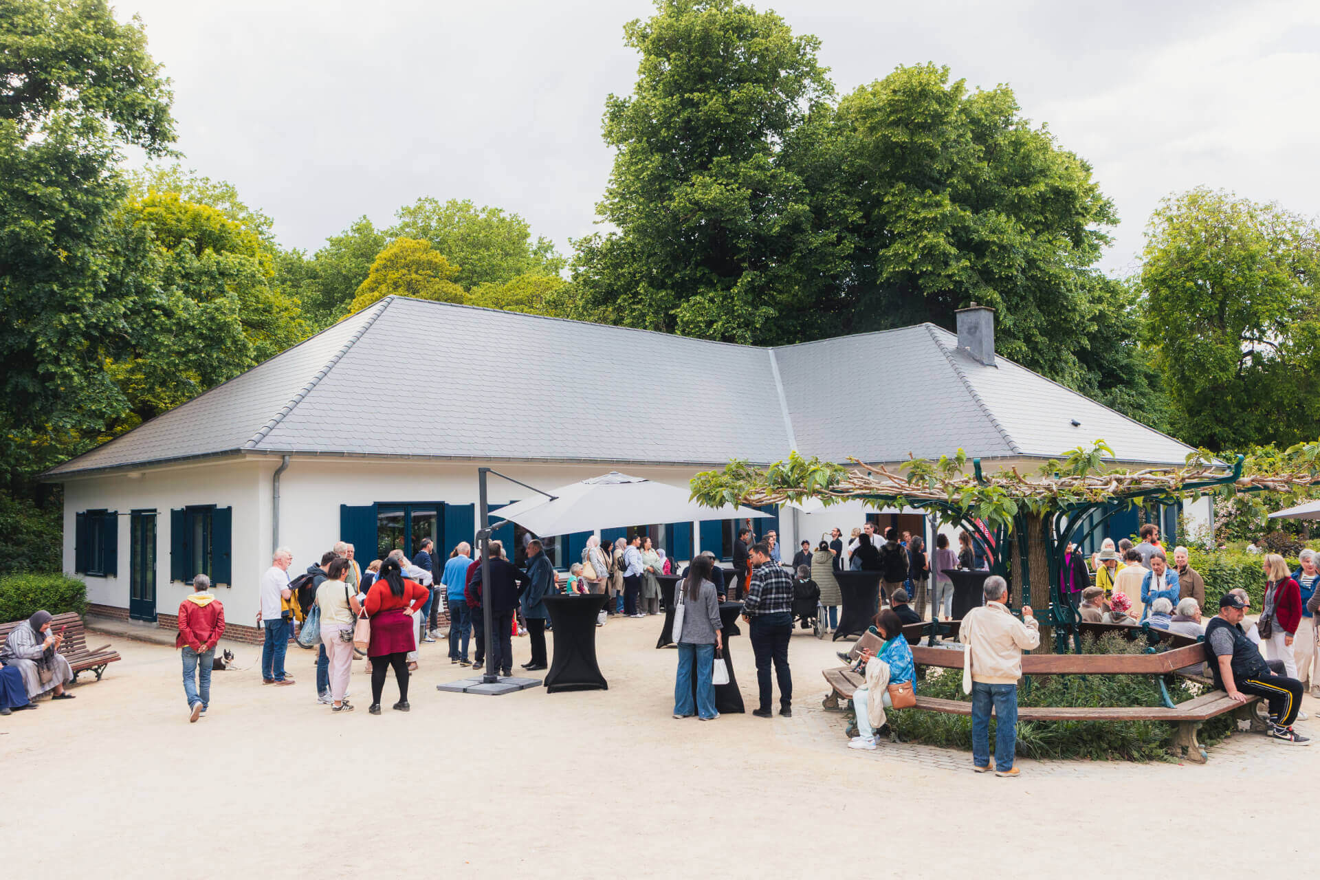 Reportage BX1 sur notre espace PAVI'ON | MDQ - Maison de Quartier Buurthuizen