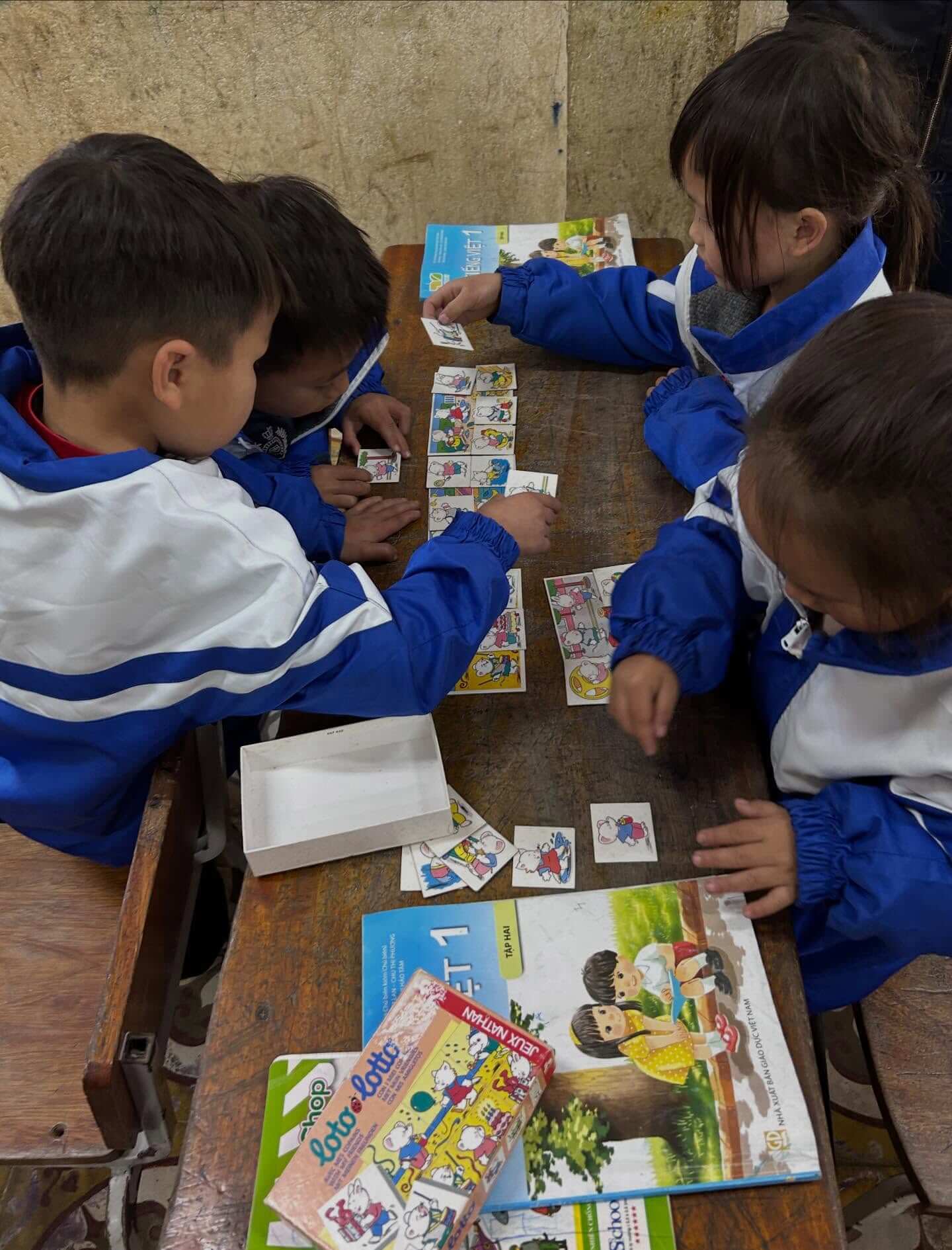 - | Sourires d'Enfants