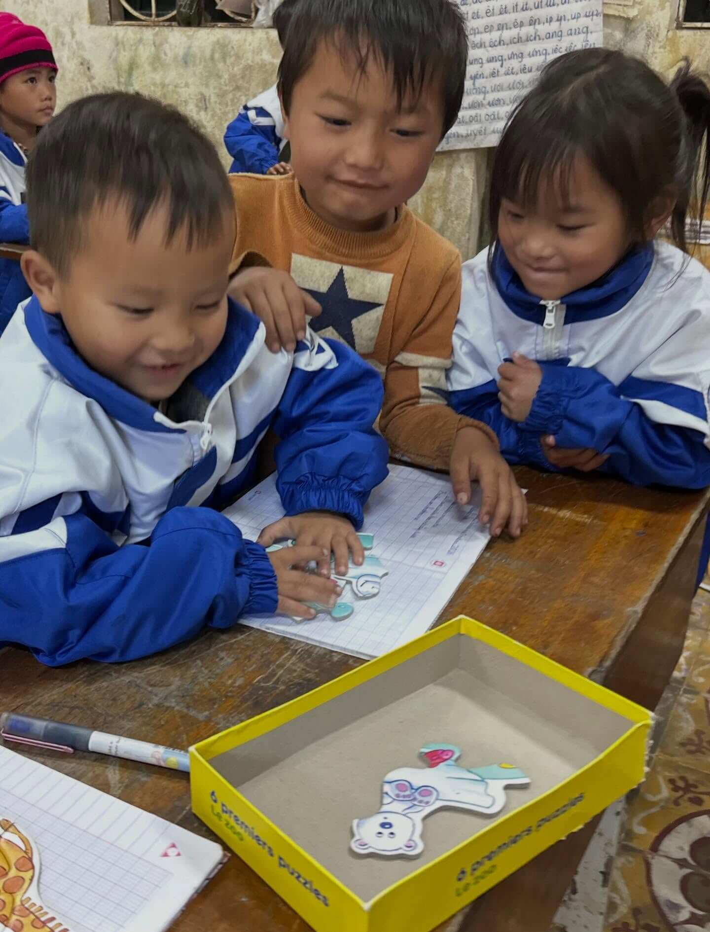 - | Sourires d'Enfants