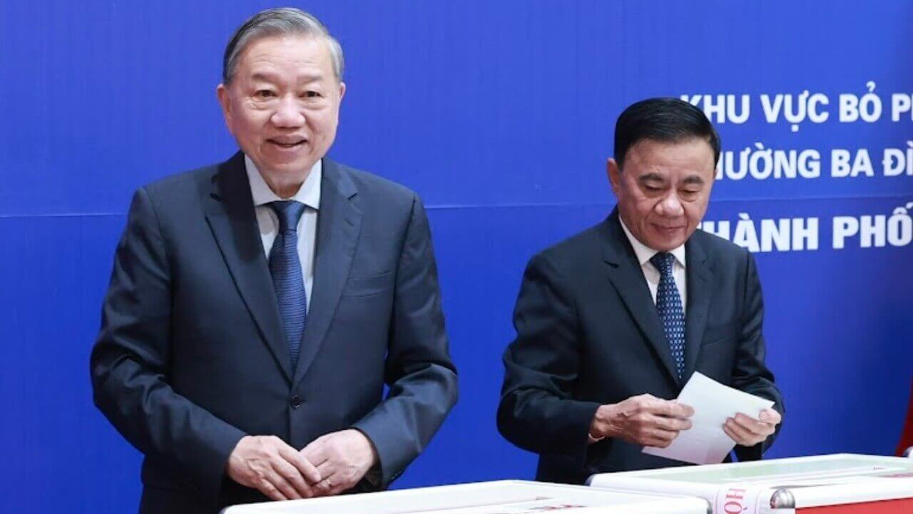 76 triệu cử tri đã thực hiện “nghĩa vụ thiêng liêng” NTN? Hài hước ghê!