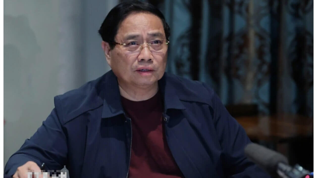 Nguồn cung xăng dầu của VN ra sao? Vì sao TT Phạm Minh Chính phải chạy vạy khắp nơi?