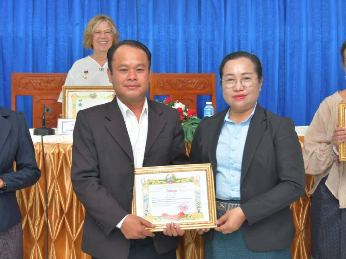 - | Sourires d'Enfants