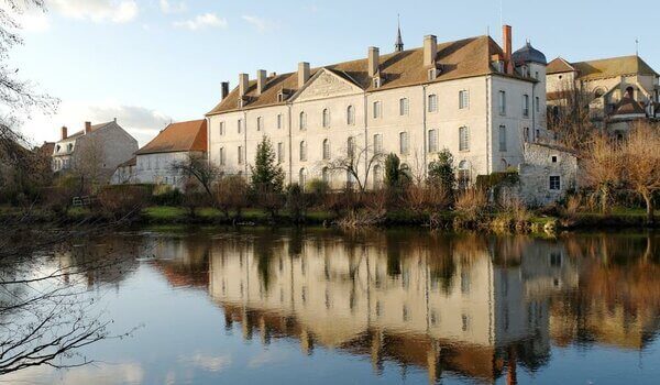 Abbaye Royale St Léger | Théâtres de Bourbon